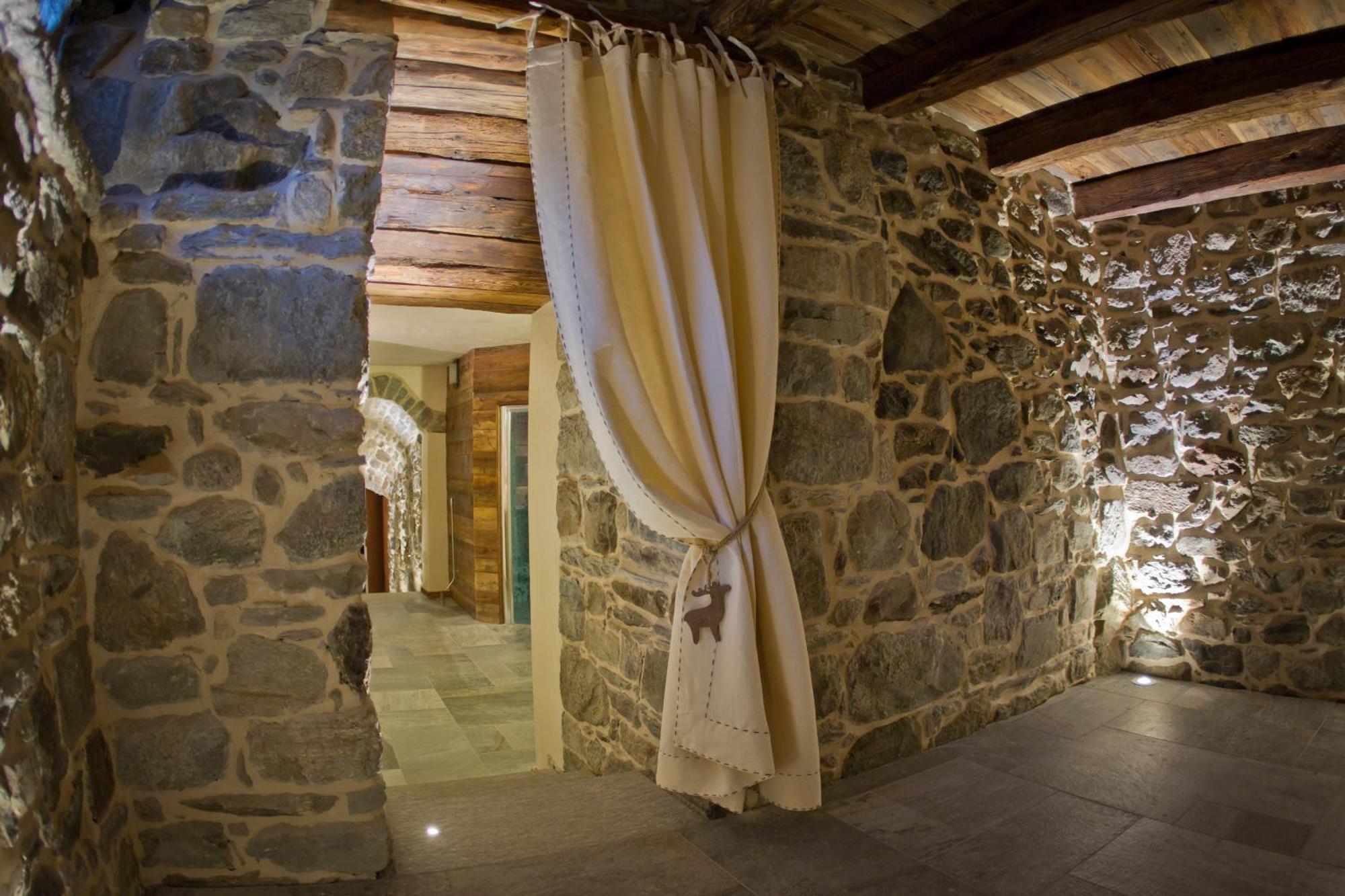 Le Petit Relais Ξενοδοχείο Valpelline Εξωτερικό φωτογραφία