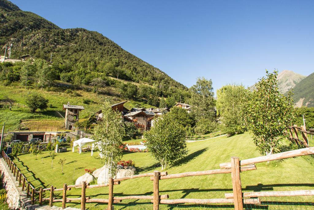 Le Petit Relais Ξενοδοχείο Valpelline Εξωτερικό φωτογραφία